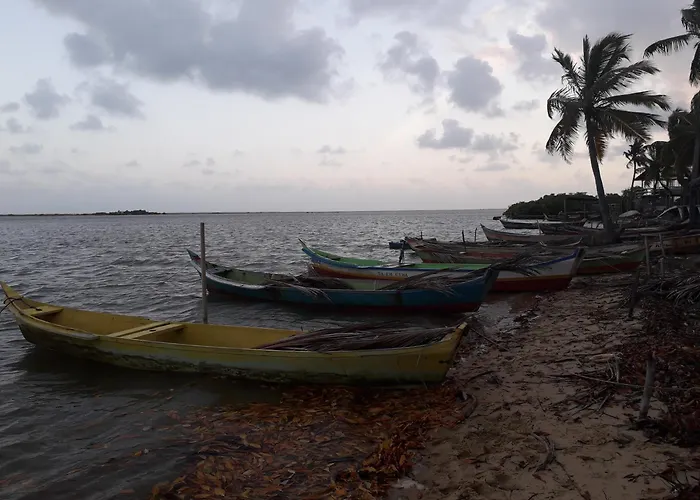 Chale Perto Da Praia Com Duas Suites E Varandao