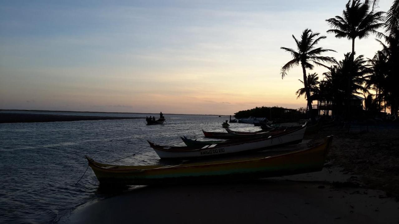 Chale Perto Da Com Duas E Varandao Holiday home *